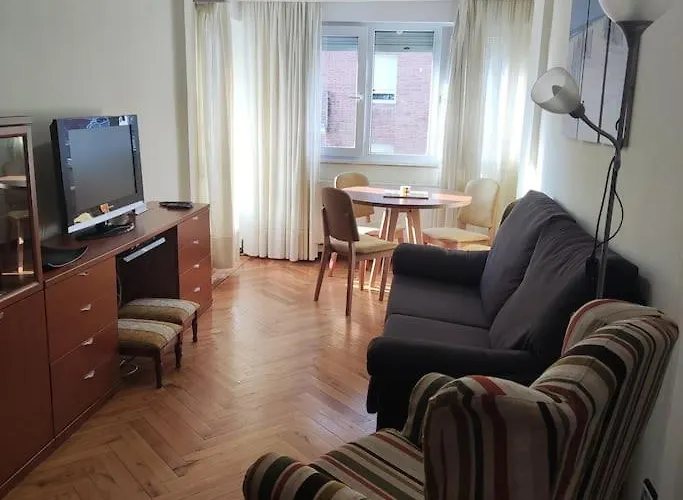 Centro Con Ascensor דירה סנטנדר